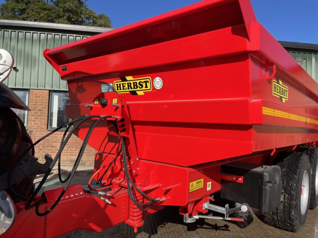 Herbst 16T Dump Loader