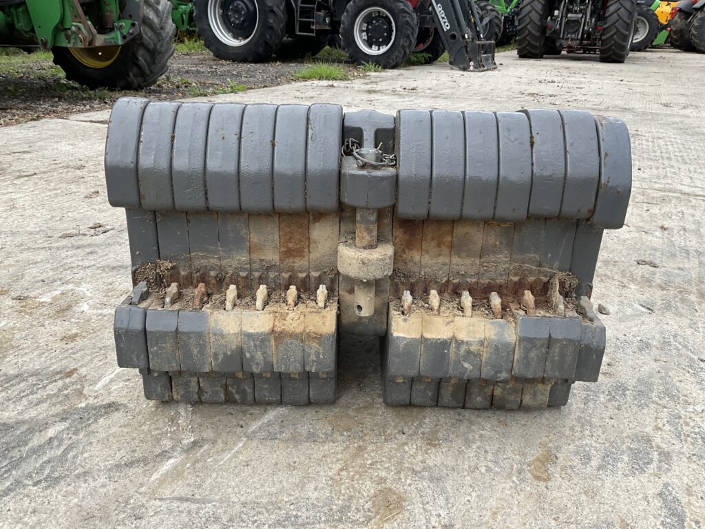 AGCO BLOCK WEIGHTS