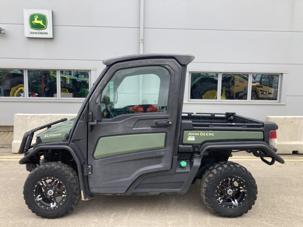 John Deere XUV865M Gator