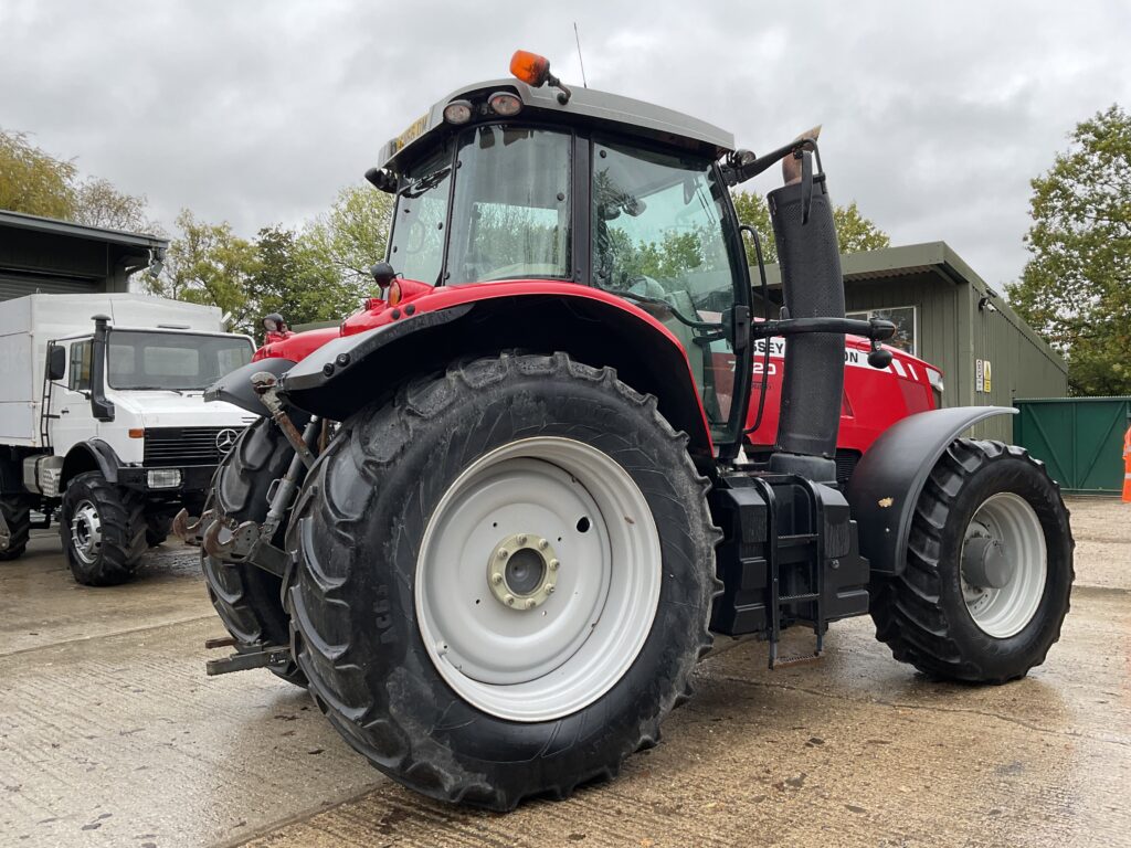 MASSEY FERGUSON 7720 DYNA-6