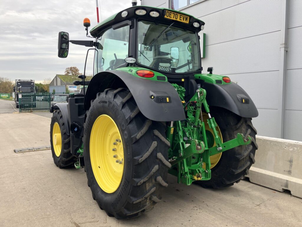 John Deere 6195R