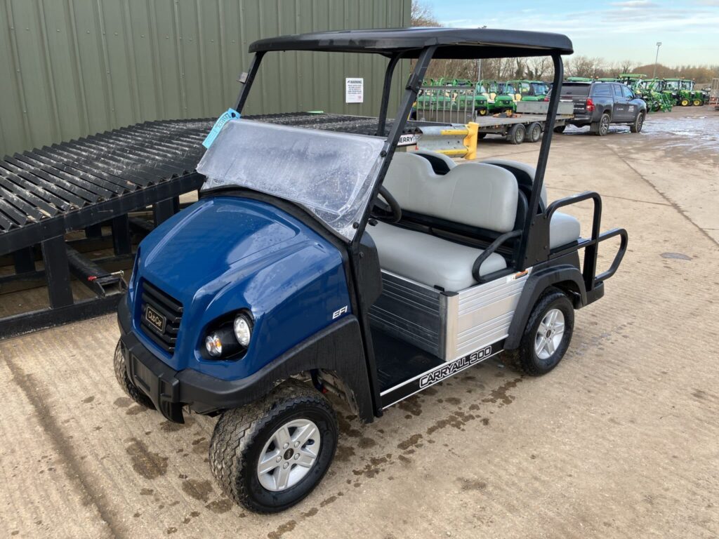 Club Car Carryall 300 w/ 4 Seat Conversion