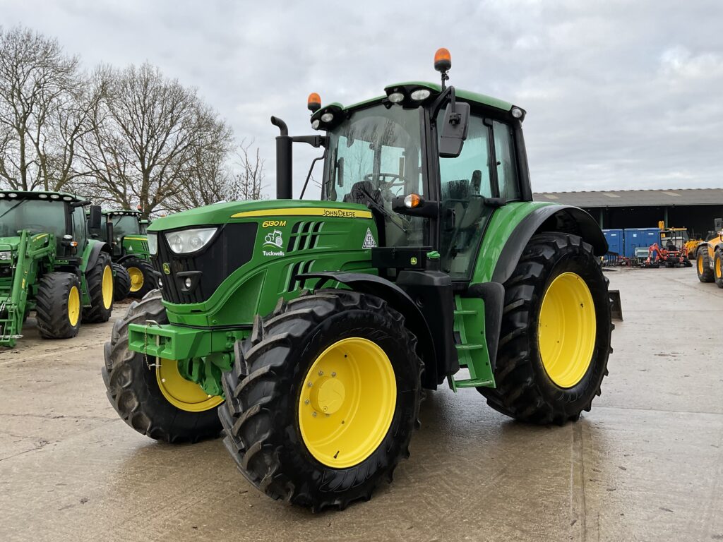 JOHN DEERE 6130 M