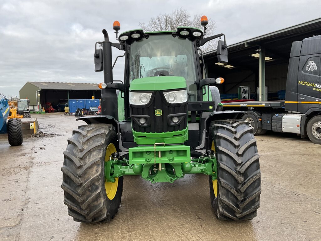 JOHN DEERE 6130 M