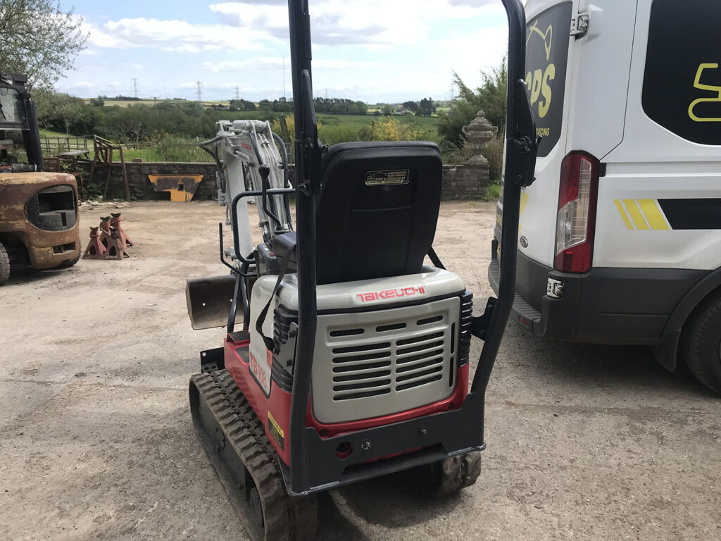 2014 Takeuchi TB108 Micro digger