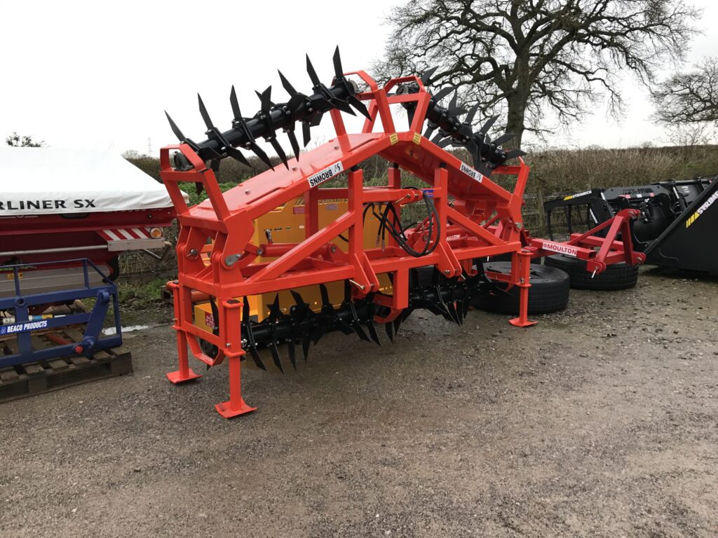 Browns 6m Grassland Slitter