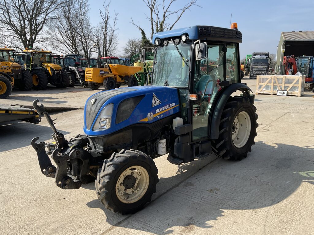 NEW HOLLAND T4.100 N