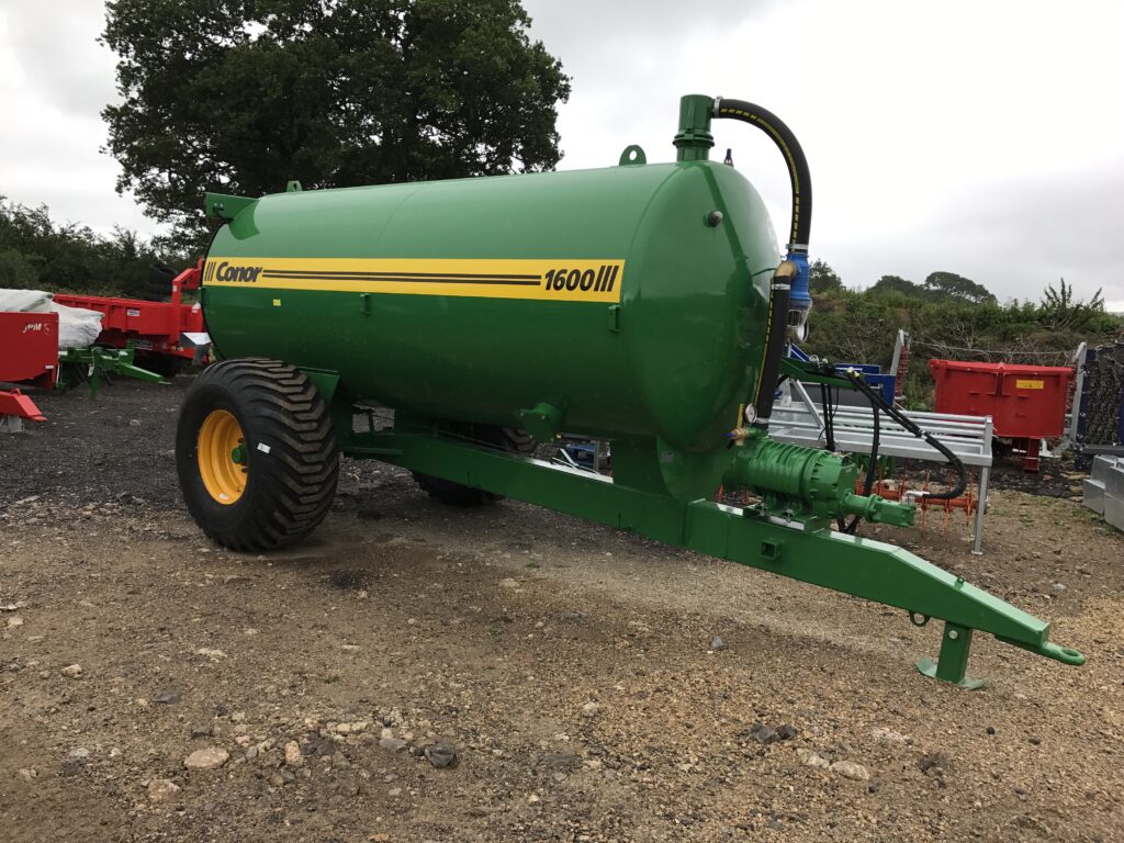 Conor 1600 Tanker