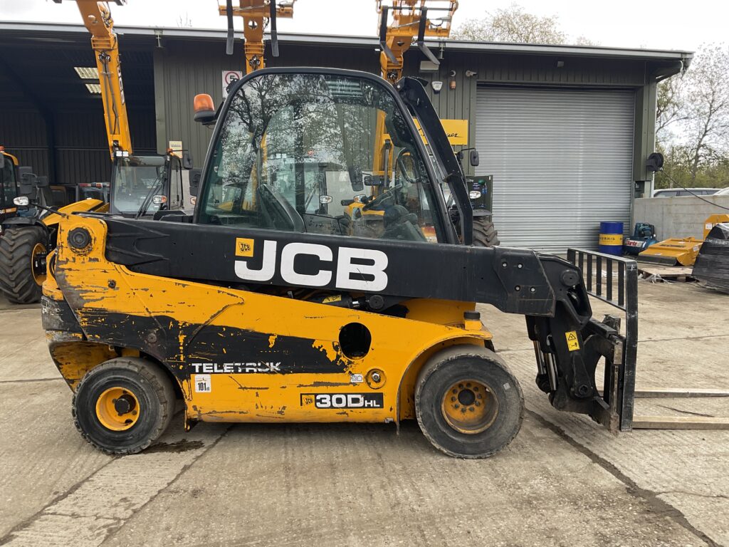 JCB 30 DHL