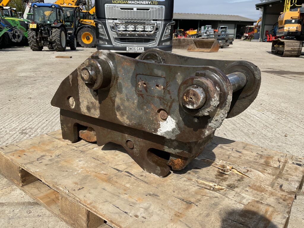 TEFRA HYDRAULIC QUICK HITCH