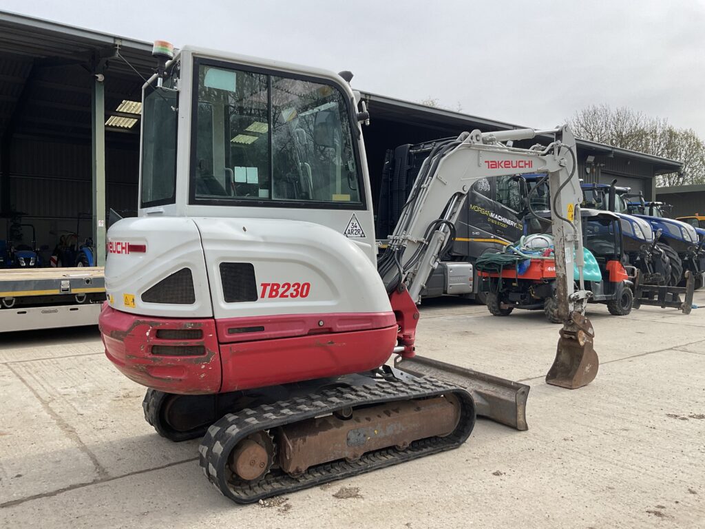 TAKEUCHI TB230