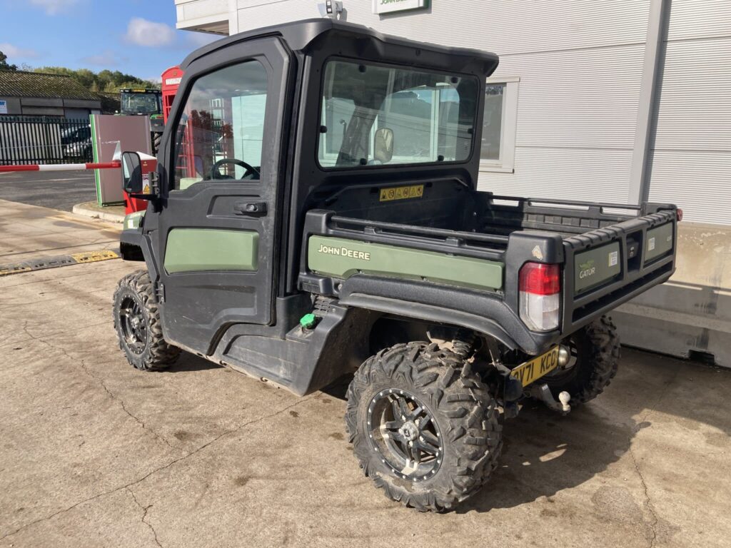 John Deere XUV865M Gator