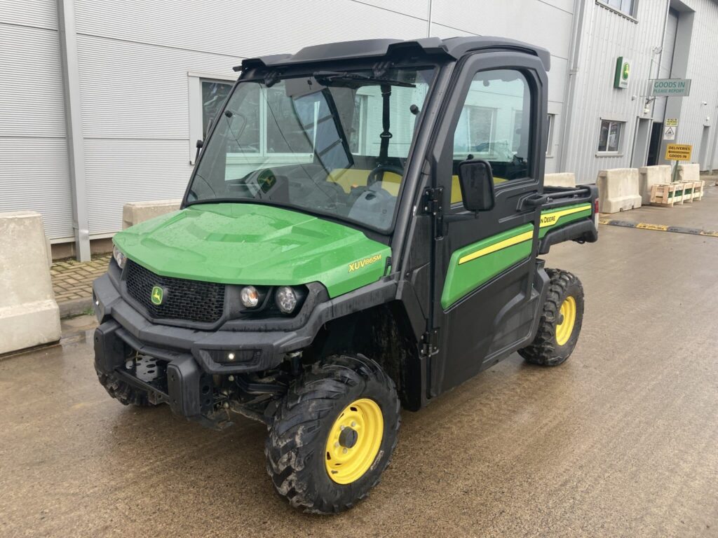 John Deere XUV865M Gator