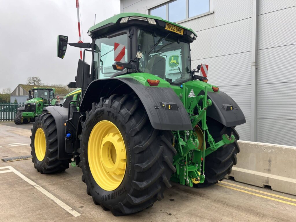 John Deere 7R 310