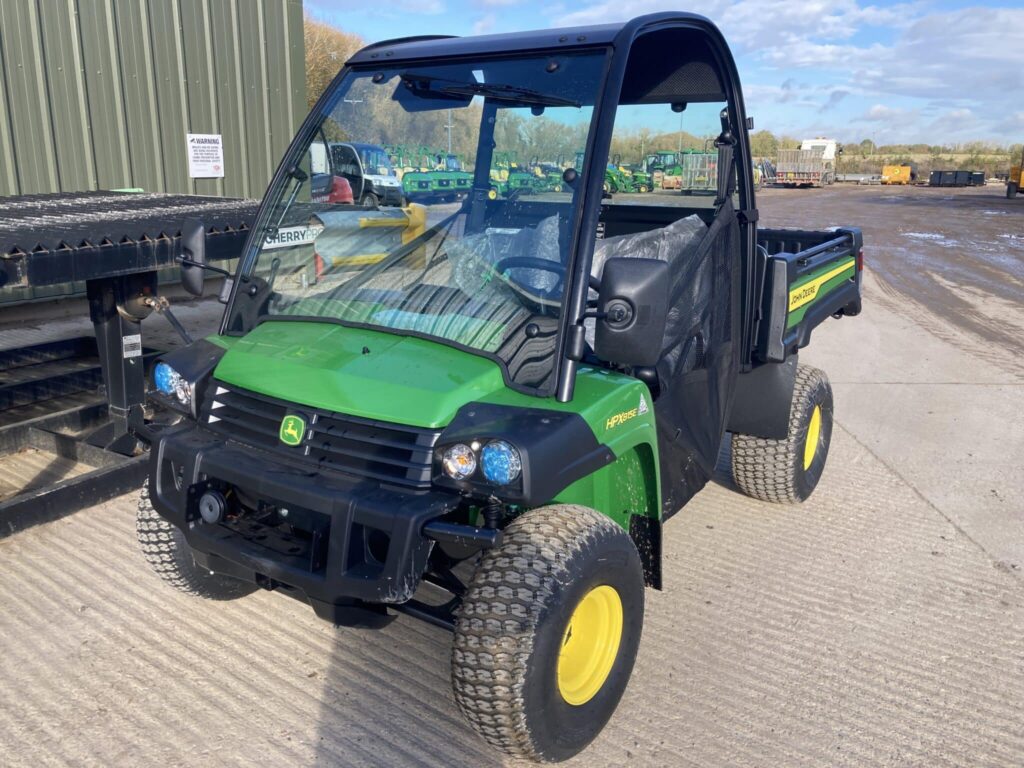 John Deere HPX815E Gator