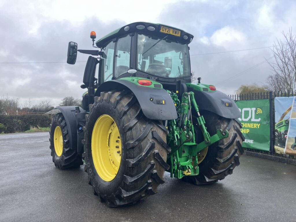 John Deer 6250R