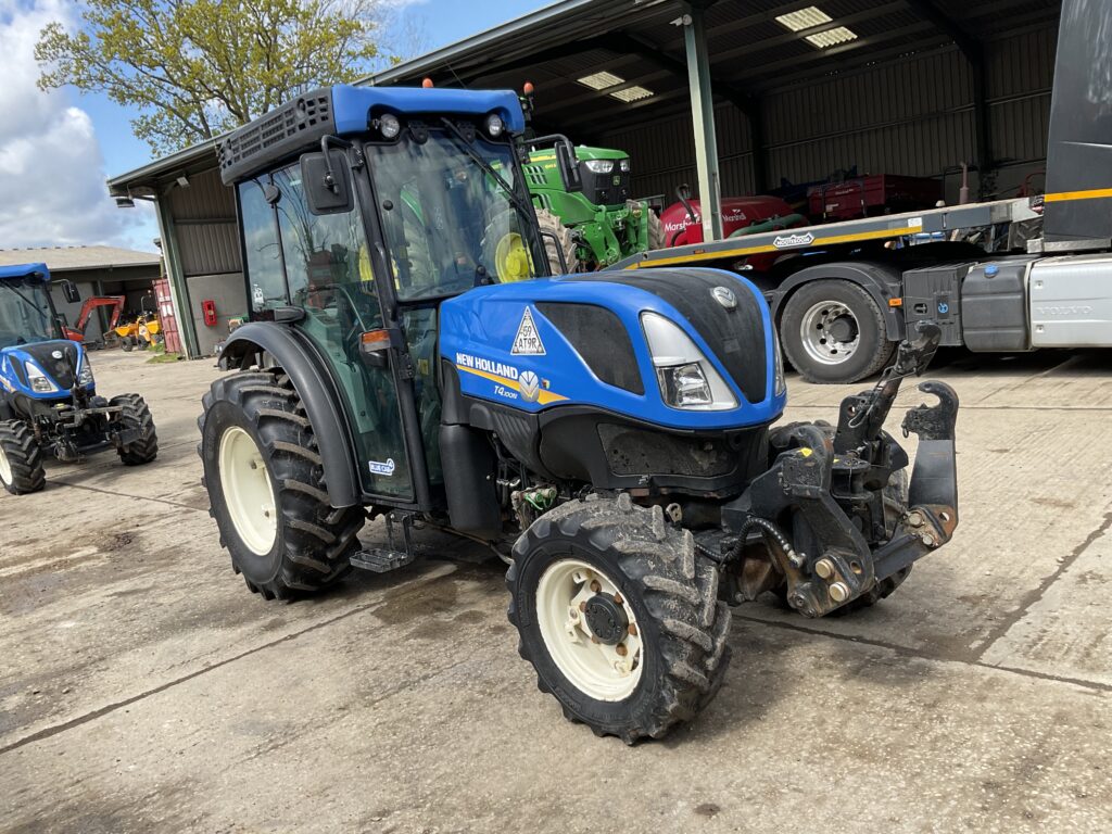 NEW HOLLAND T4.100N