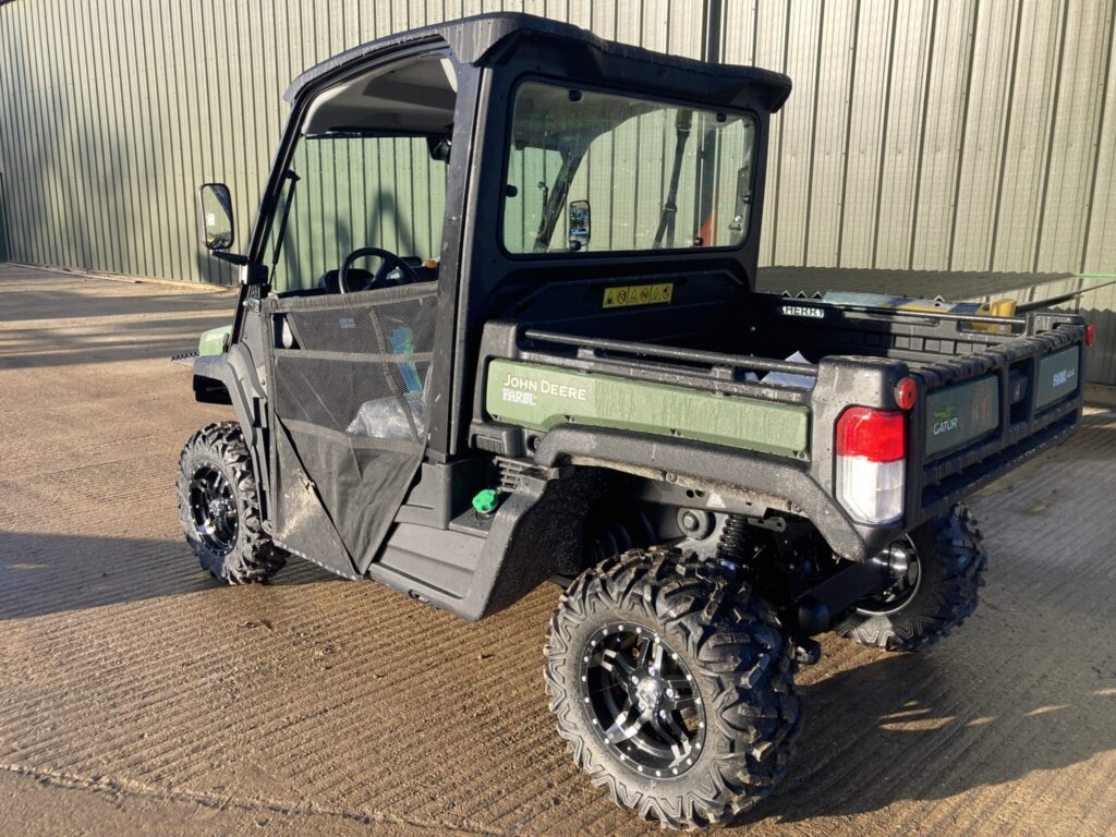 John Deere XUV865M Gator