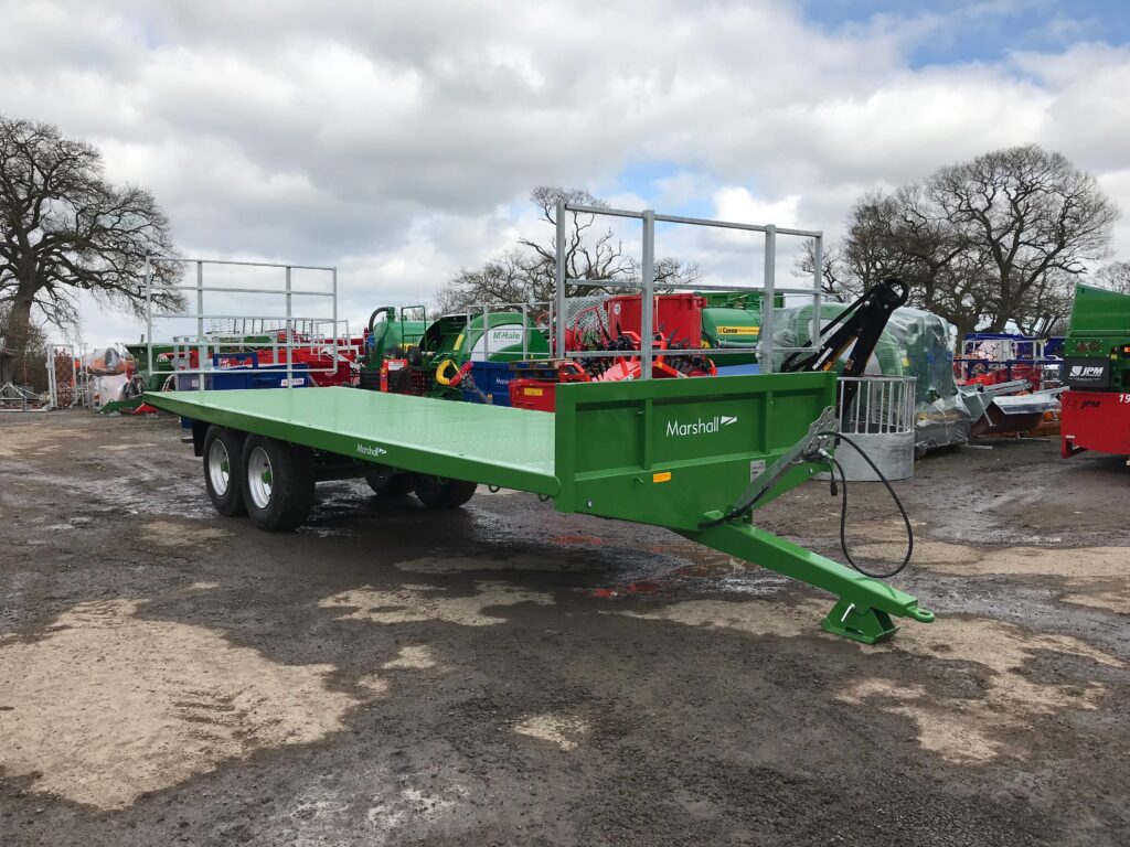 Marshall BC/26 12 Tonne John Deere Green