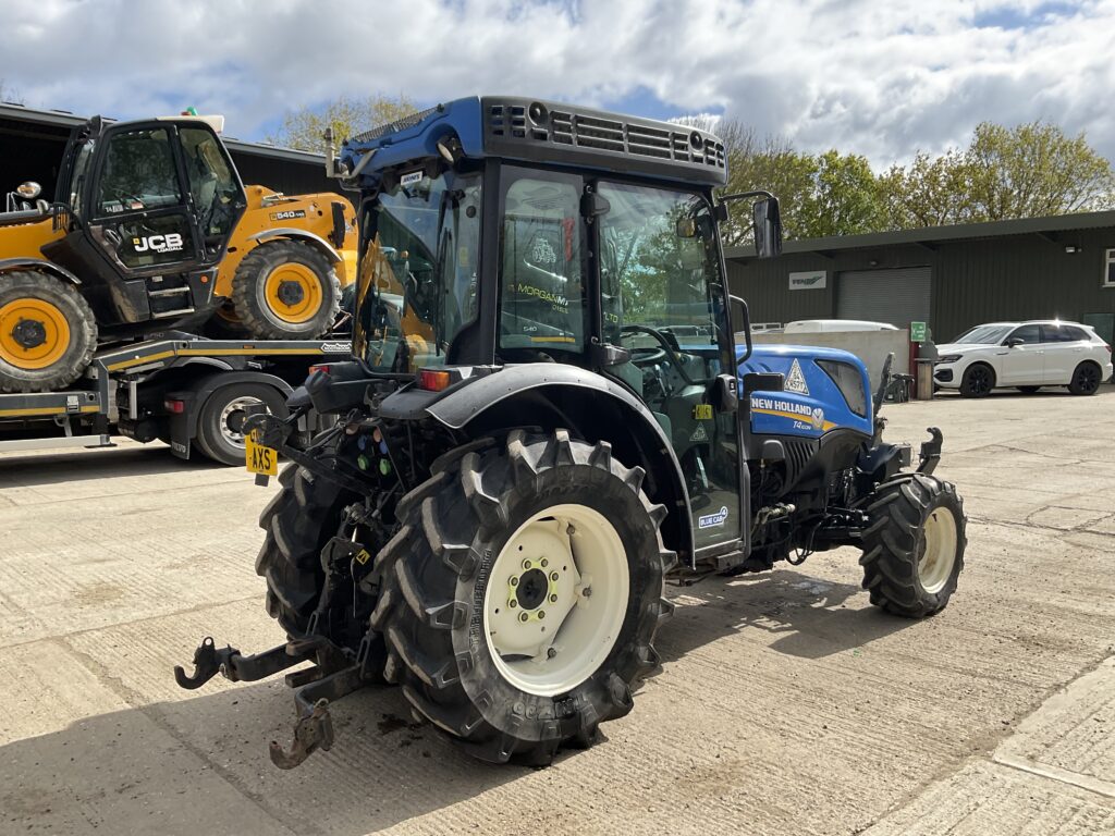 NEW HOLLAND T4.100N