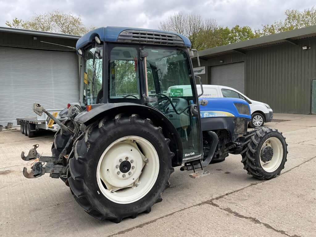 NEW HOLLAND T4050F