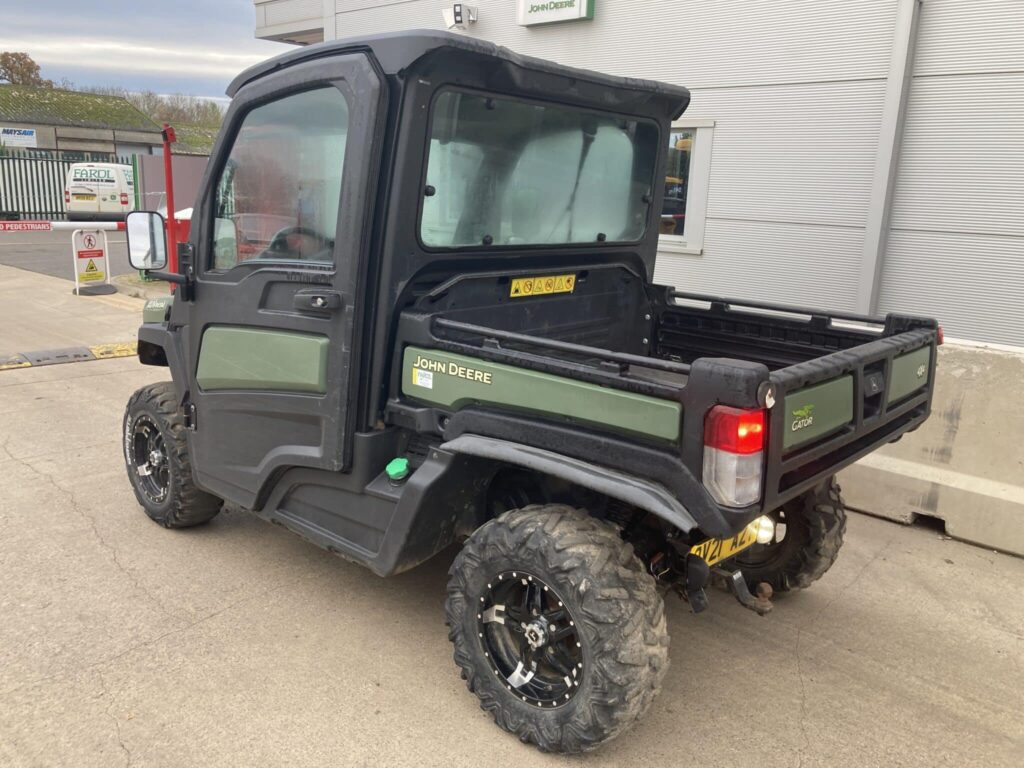 John Deere XUV865M Gator