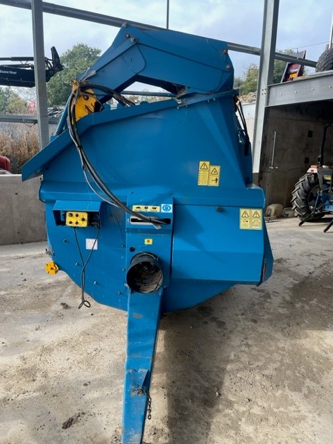 Kidd 450 TC Bale Shredder