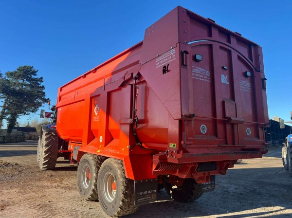 Larrington 18 Ton Harvester