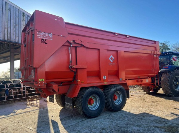 Larrington 18 Ton Harvester