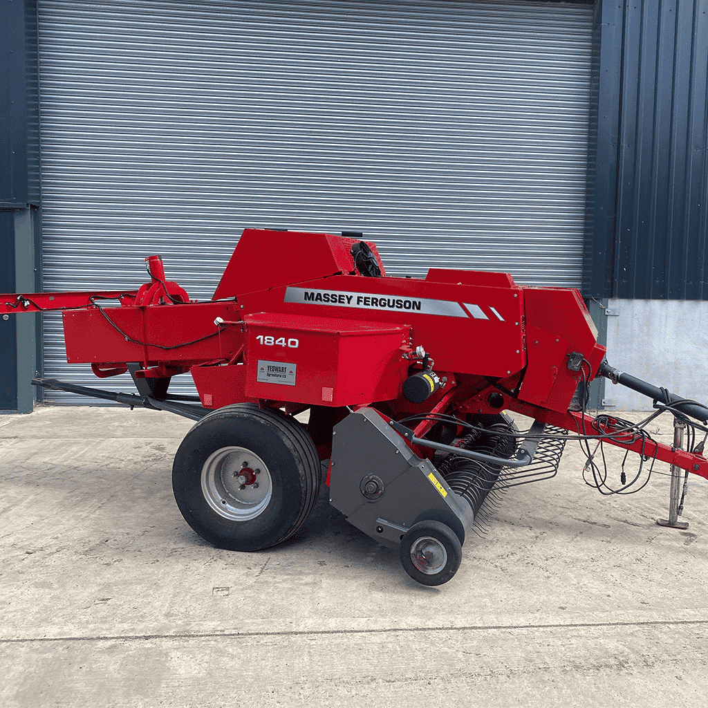 2014 MASSEY FERGUSON 1840