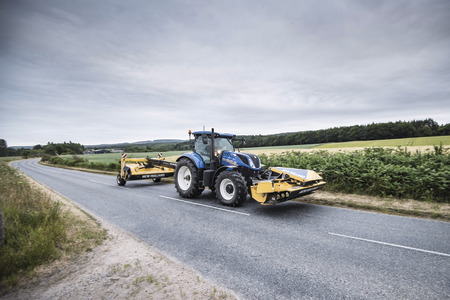 New Holland DiscCutter F320P Mower Conditioner