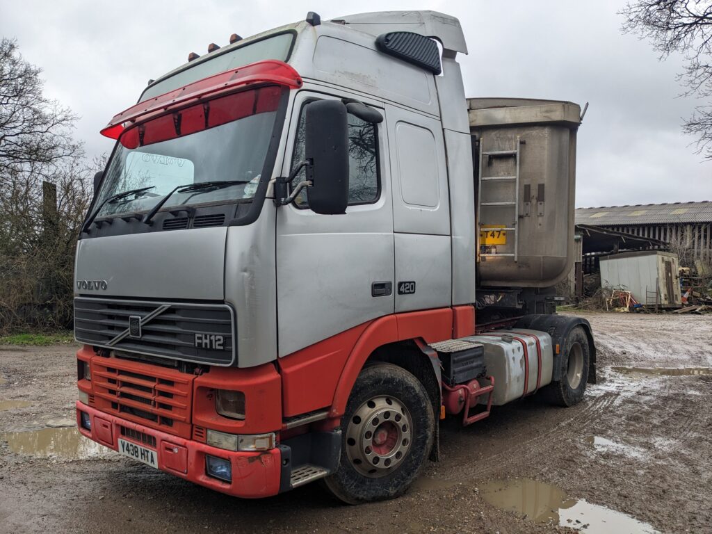 Volvo FH12 420