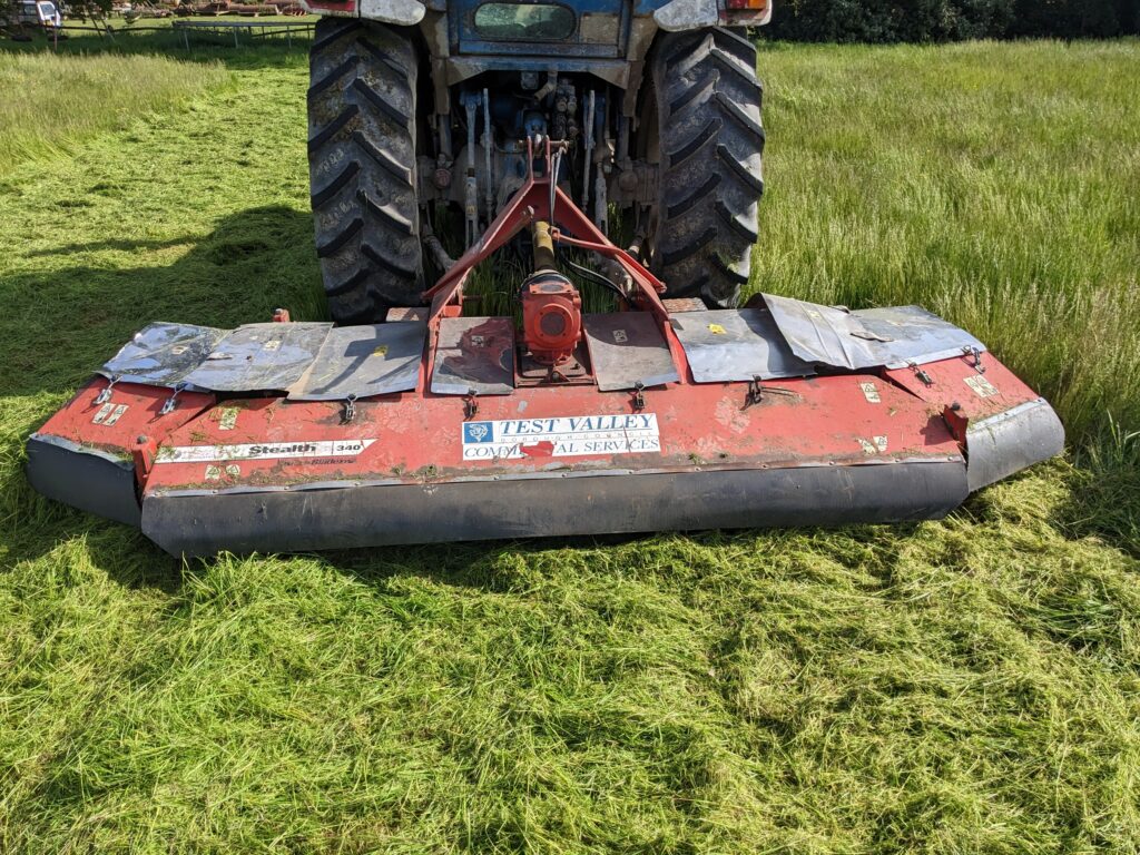 Trimax Stealth 340 finishing mower