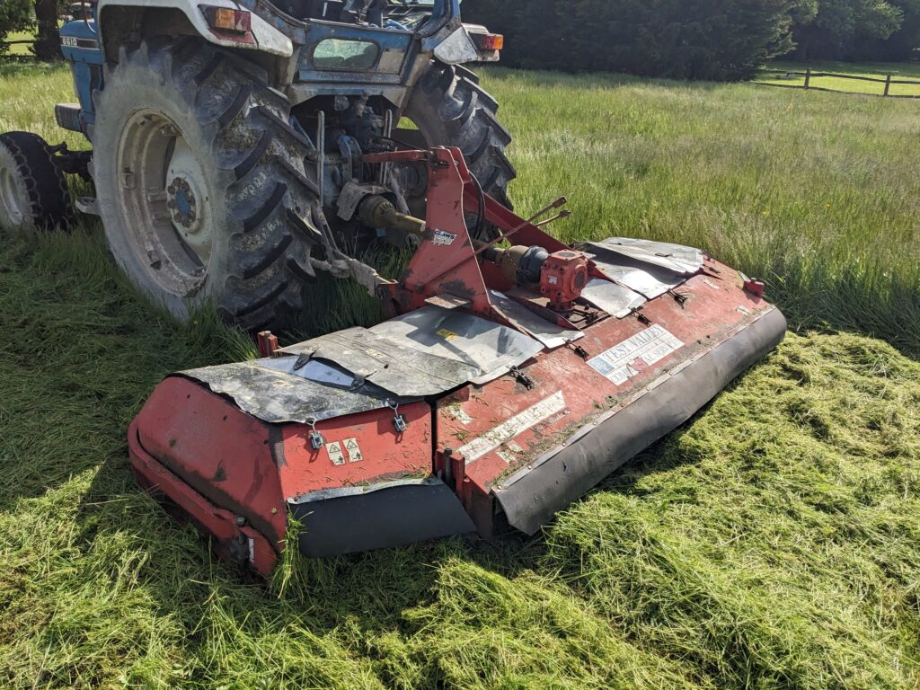 Trimax Stealth 340 finishing mower