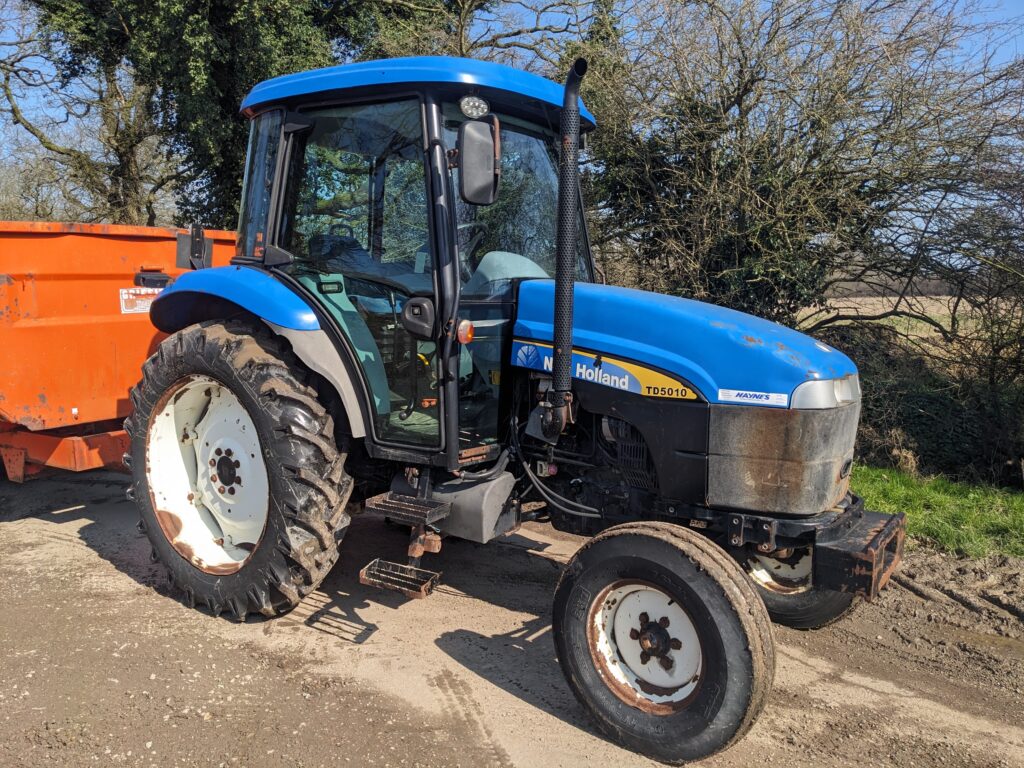 New Holland TD5010