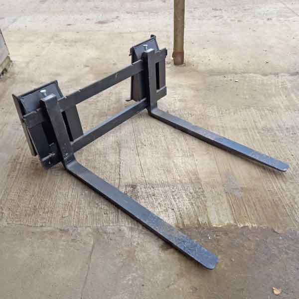 Pallet Forks Skid Steer Brackets