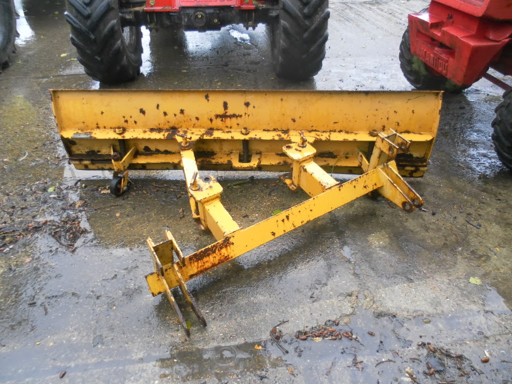 BOMFORD 7FT 5INS SNOW PLOUGH