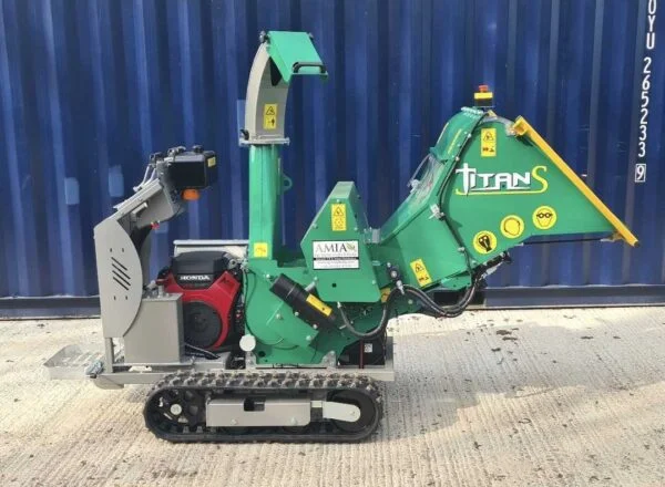 GL&D SUPER Hydrostatic Tracked Bio Woodchipper