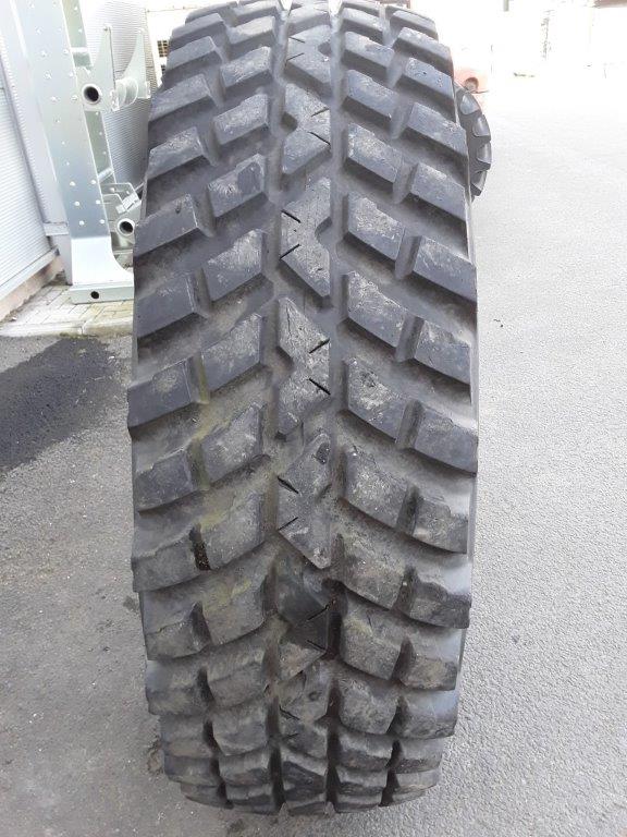 Nokian Tri 2 440/80X34