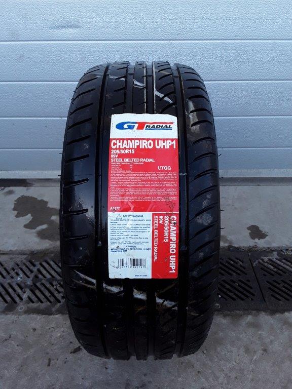 GT Champiro UHP 1 89V 205/50X15