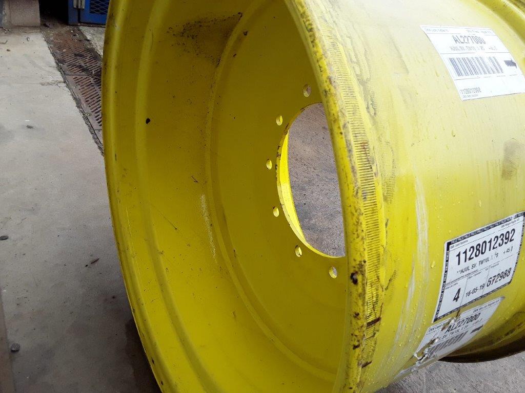 18X28 John Deere Used Rim