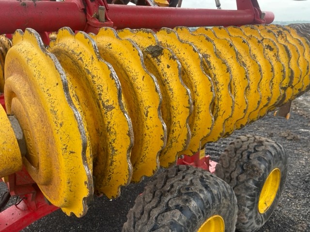 Vaderstad Carrier CR650