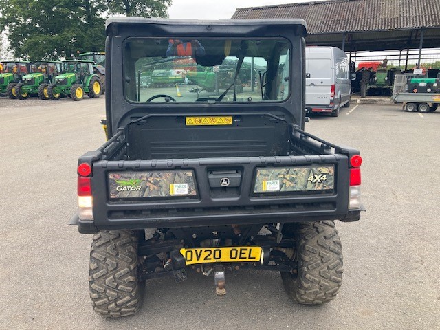 John Deere XUV865M Gator