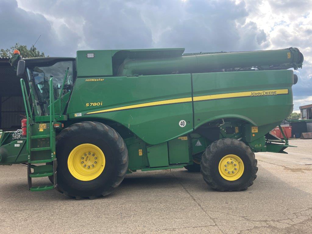 John Deere S780i HM