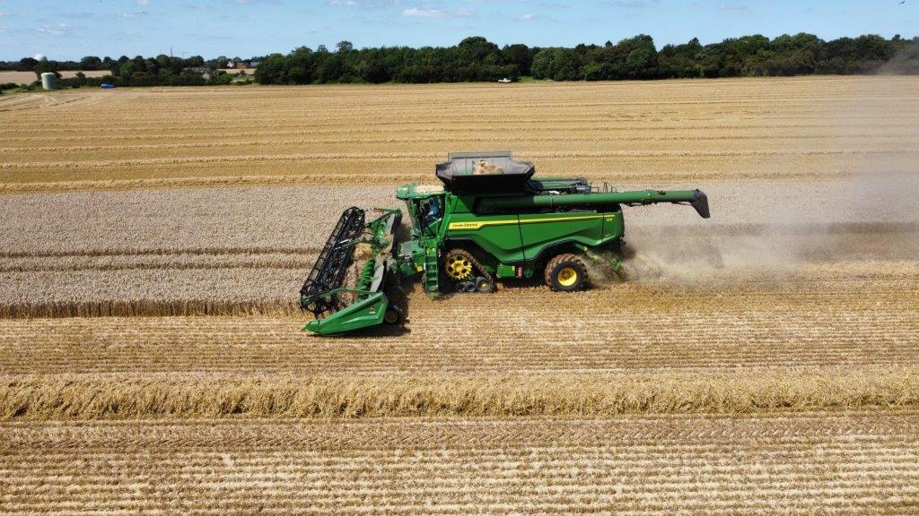 John Deere X9 1100