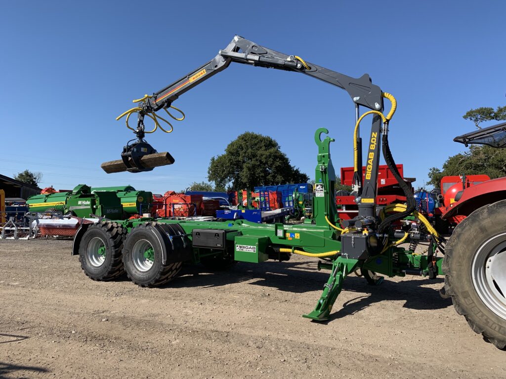 BIGAB 17-20 Hooklift Trailer With Crane