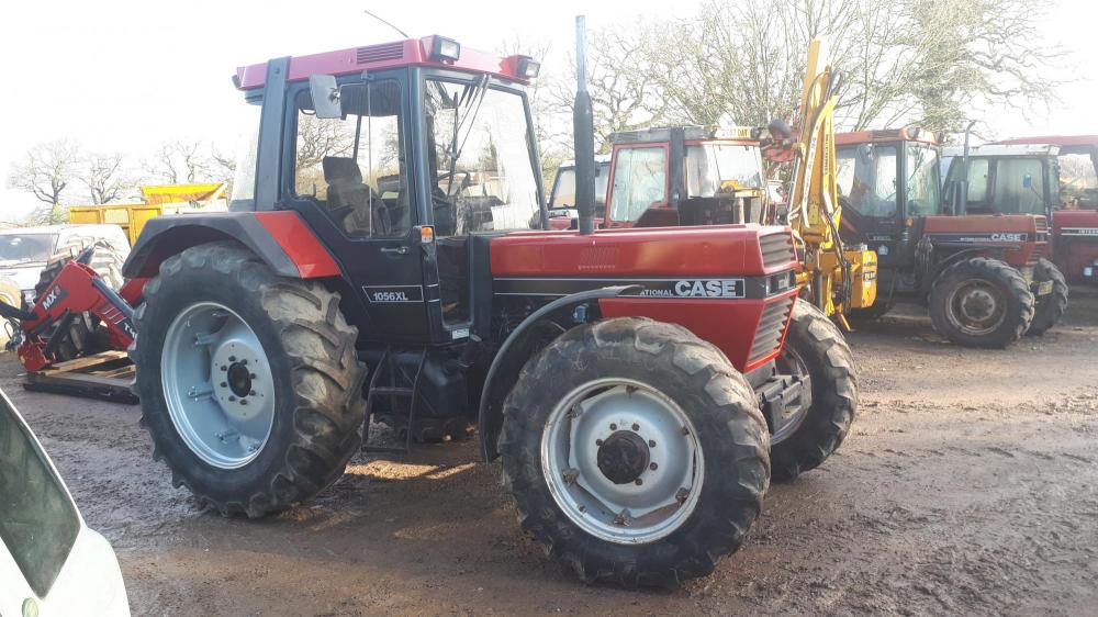 CASE IH 1056 XL