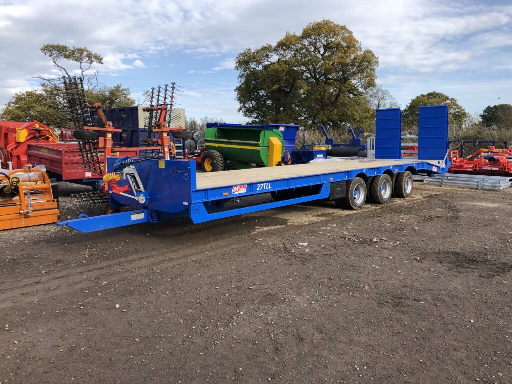 JPM 33ft Tri Axle