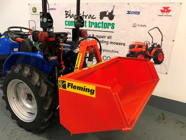 New 5ft Fleming Hydraulic Tipping Transport Box For Compact Tractor