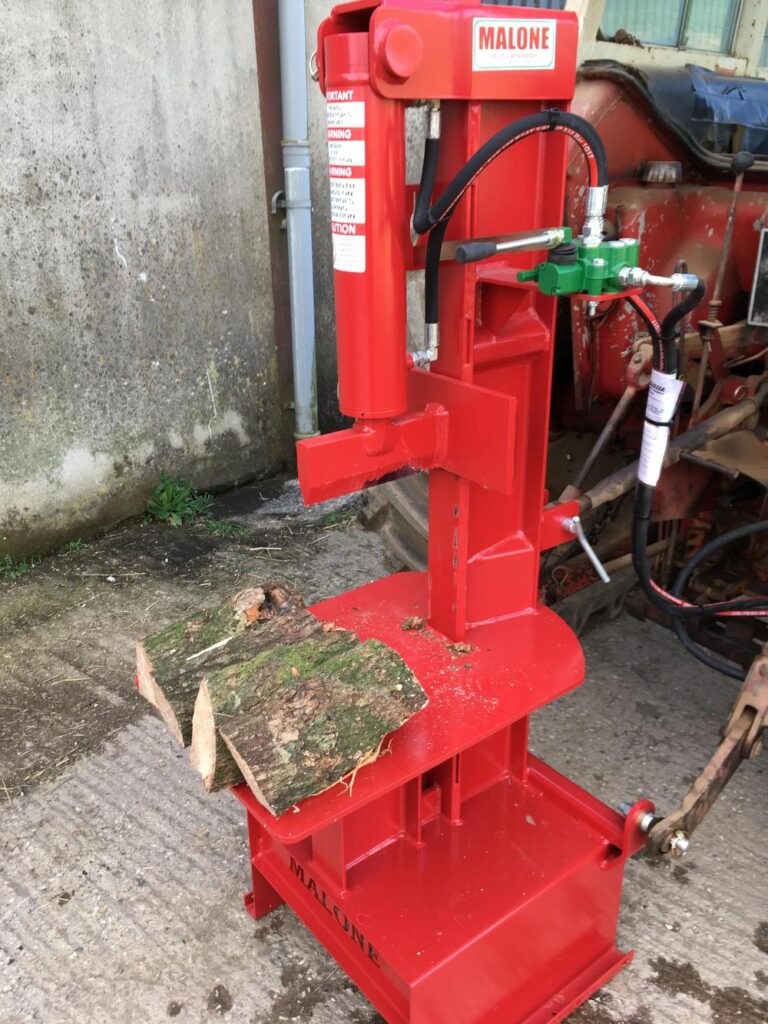 New Malone 14tonne heavy duty log splitter.